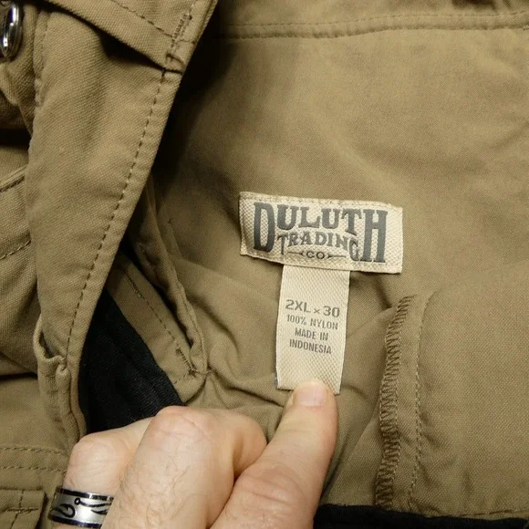 Duluth Trading Co Cargo Pants Size 2XL Beige Cargo Midweight Nylon Quick Dry - Picture 2 of 9
